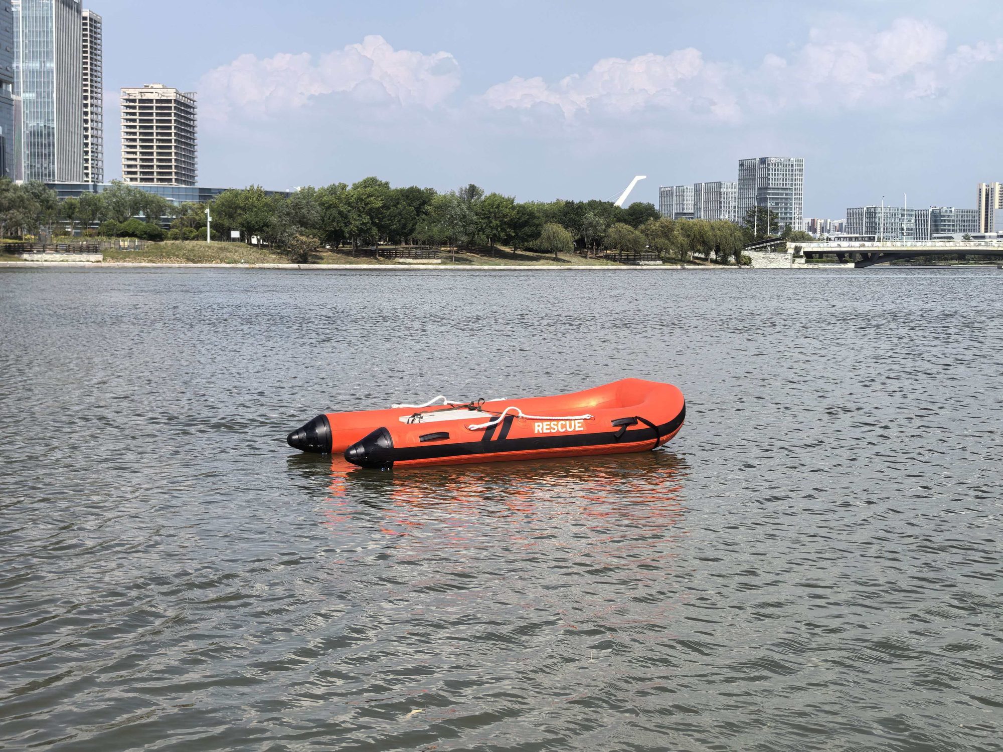 HVON fast rescue boat on the water
